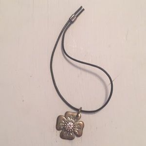 Pandora bracelet clasp opener tool